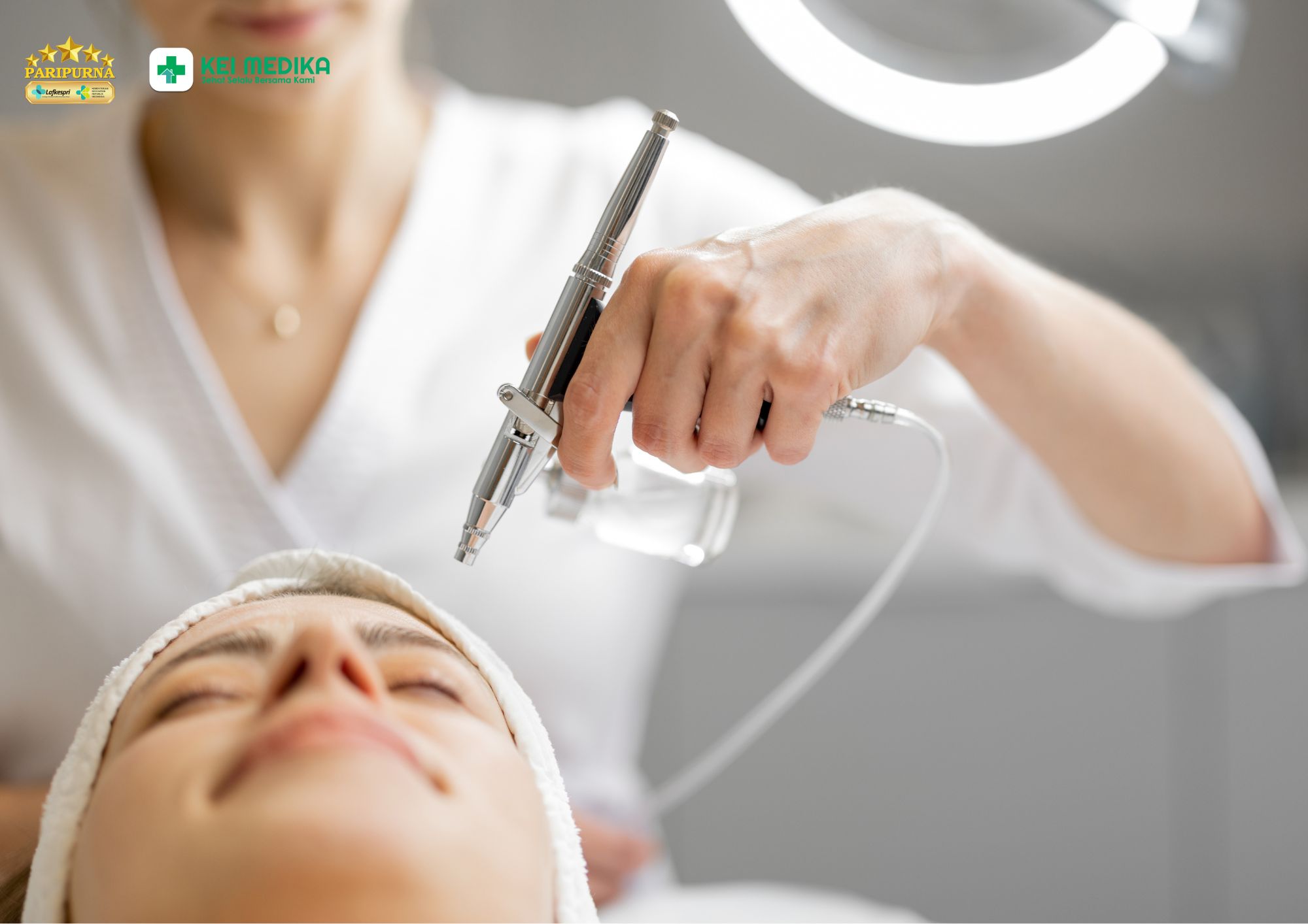Kombinasi facial dan infus vitamin untuk kulit glowing
