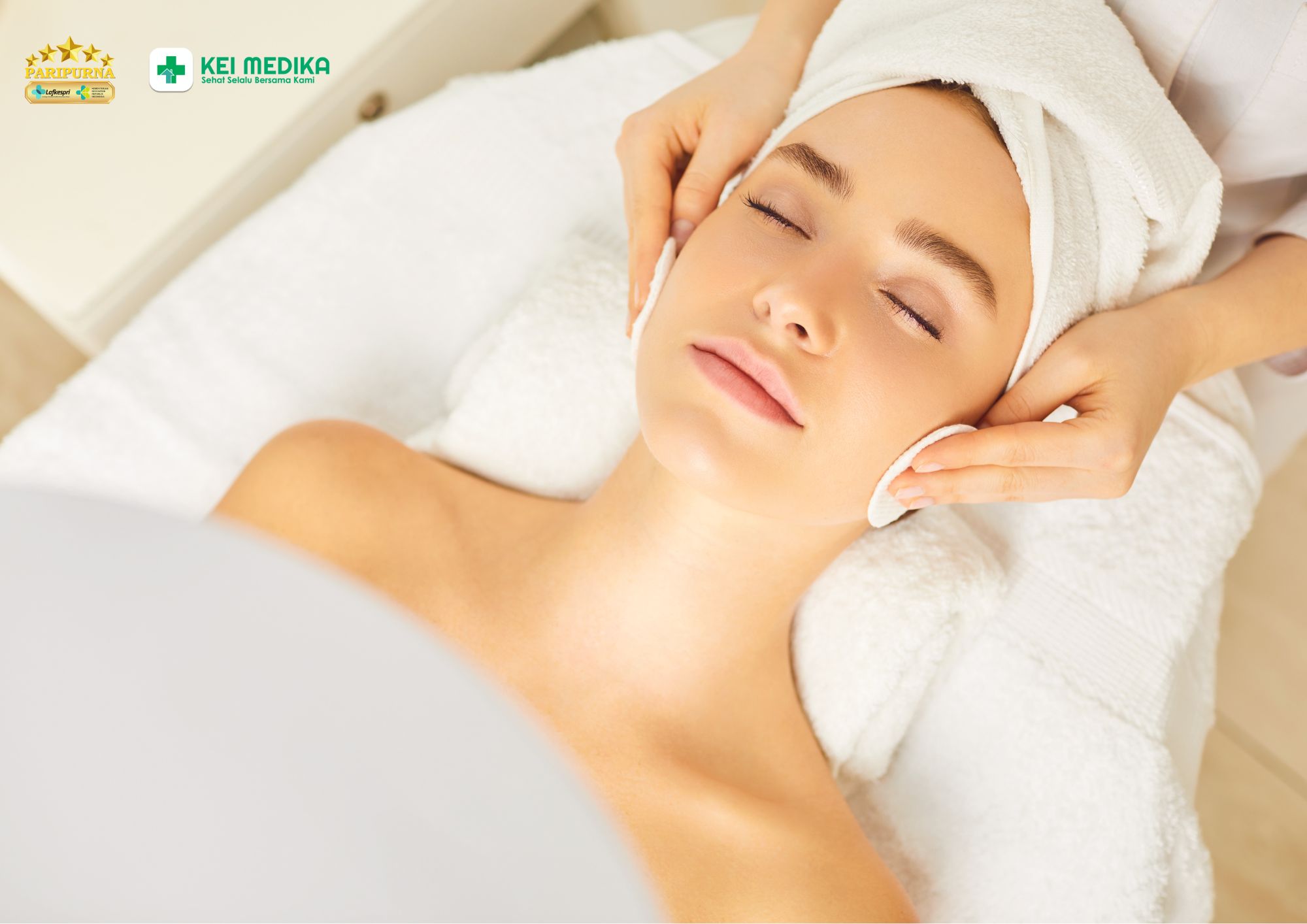 Facial untuk pengangkatan sel kulit mati di klinik Keimedika Aesthetic