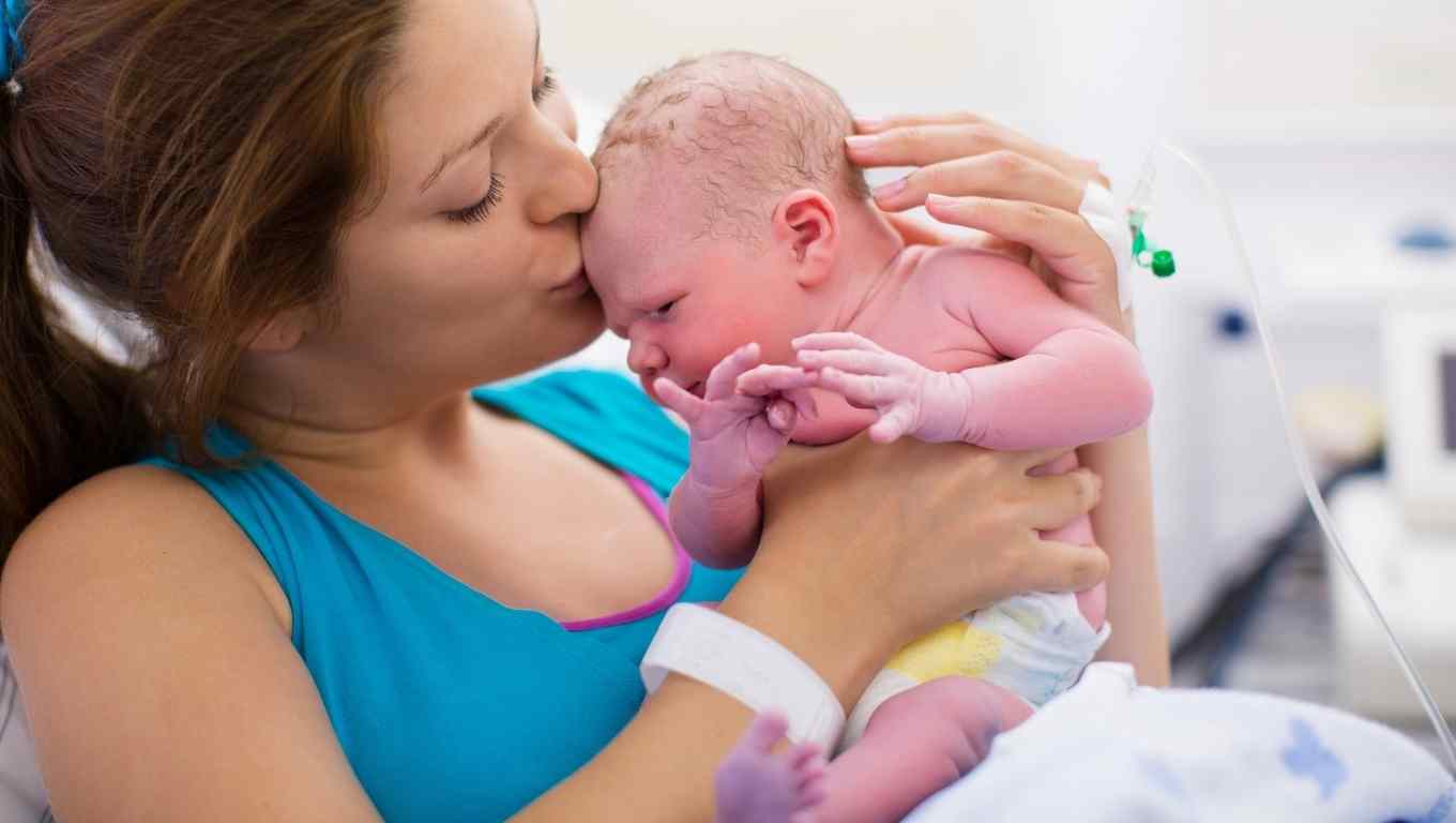 Perawatan Luka Ibu pasca melahirkan Normal