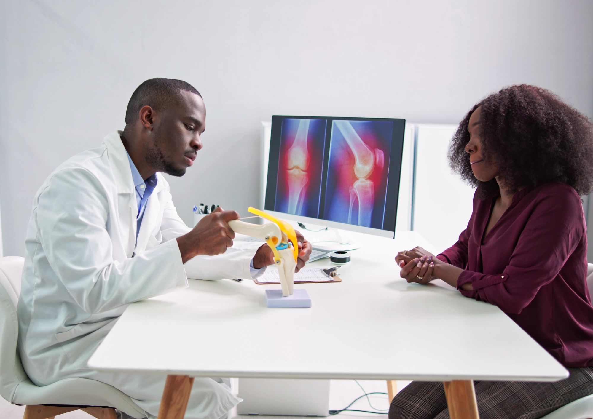 Fisioterapi Berbasis Bukti (Evidence-Based Physiotherapy): Mengapa Penting untuk Pemulihan Optimal?